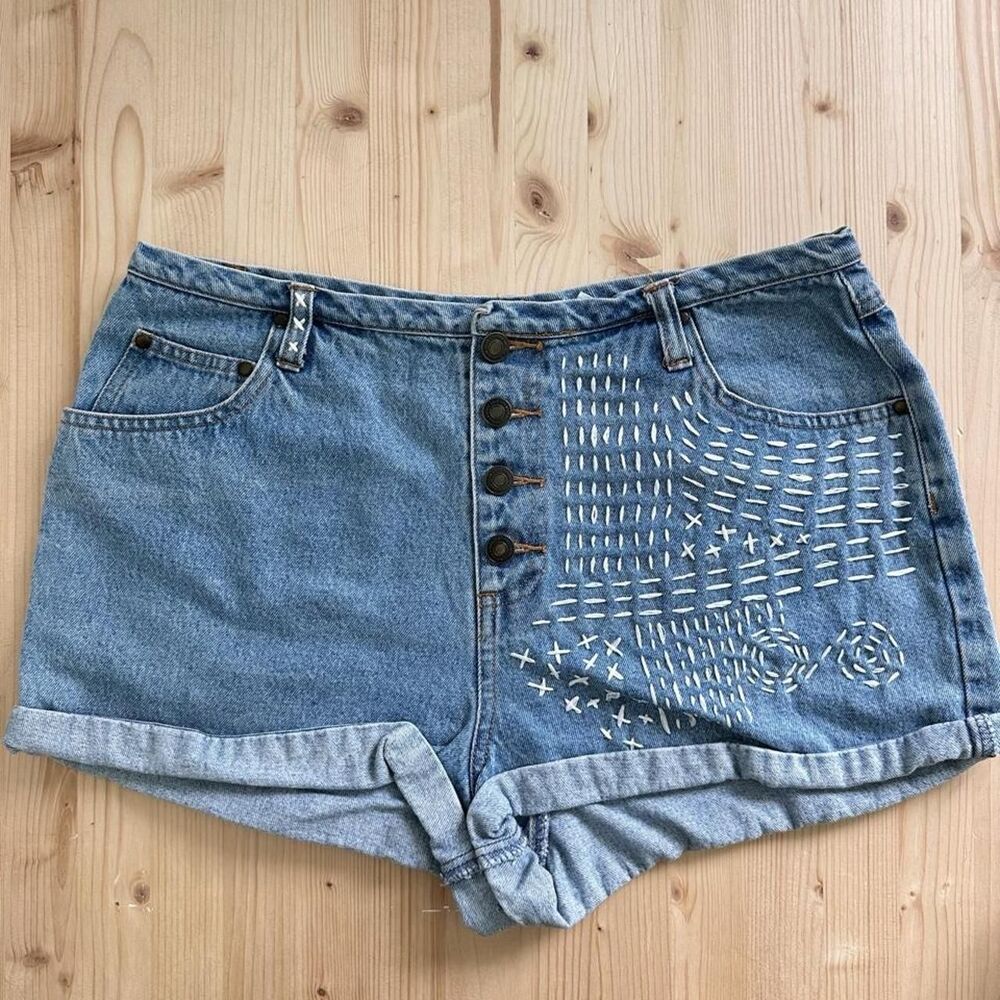 Newport-news Women's Blue Shorts